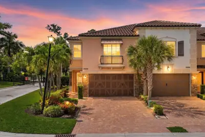 15600 Italian Cypress Way, Wellington: photo 1 of 63