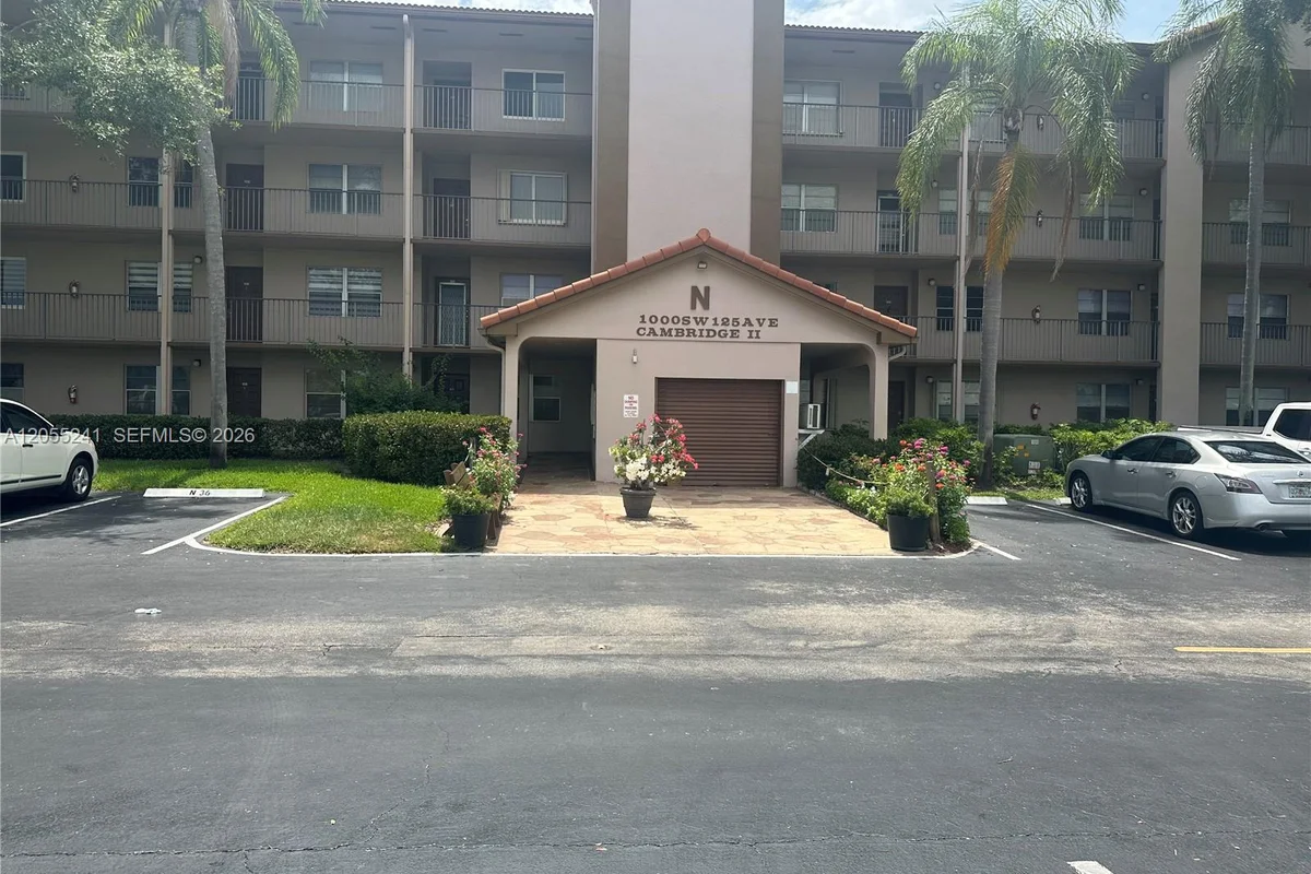 1000 SW 125th Ave #412N, Pembroke Pines: photo 1 of 34