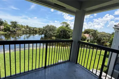 11225 W Atlantic Blvd #304, Coral Springs: photo 1 of 22
