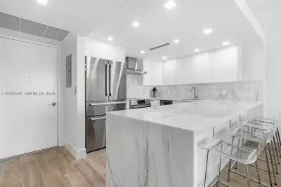 5701 Collins Ave #1707, Miami Beach: photo 1 of 54