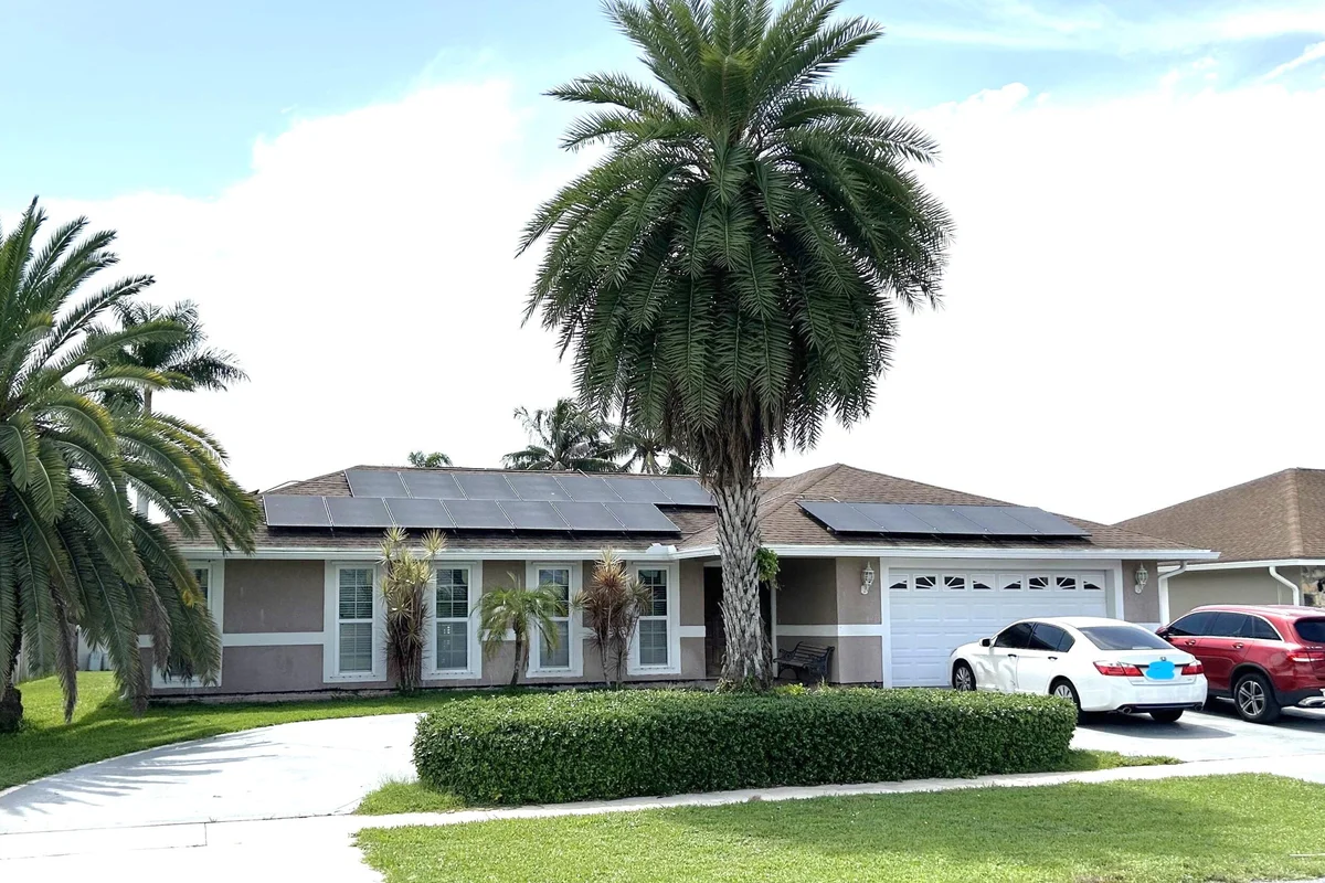 134 Galiano St, Royal Palm Beach: photo 1 of 36