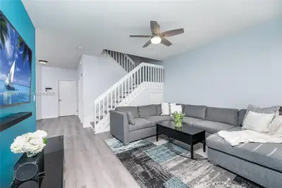 16840 SW 1st Manor, Pembroke Pines: photo 1 of 21