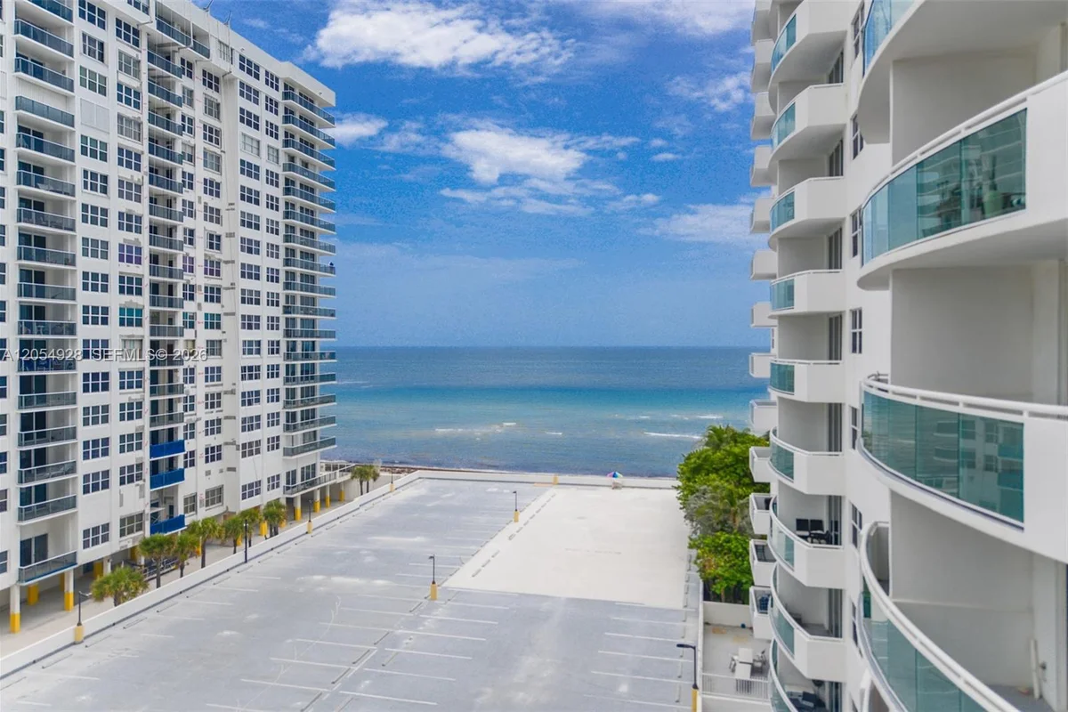 3001 S Ocean Dr #749, Hollywood: photo 1 of 31