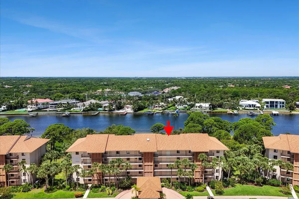 2001 Marina Isle Way #405, Jupiter: photo 1 of 38