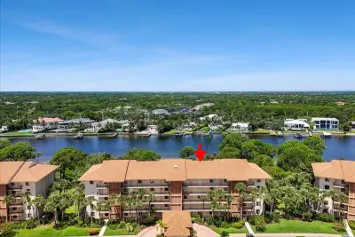 2001 Marina Isle Way #405, Jupiter: photo 1 of 38