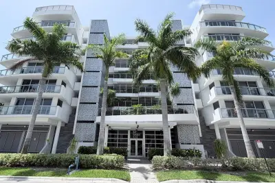 1100 100th St #606, Bay Harbor Islands: photo 1 of 19
