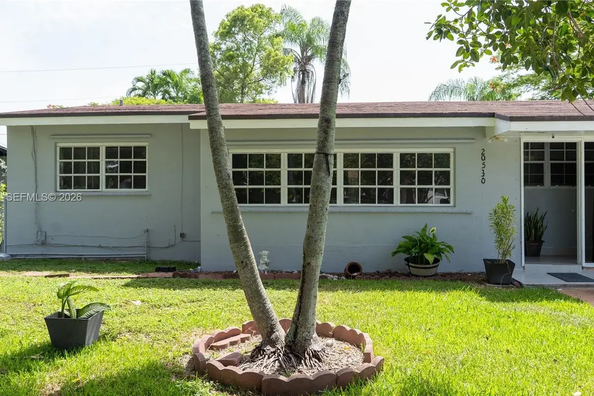 20530 Eagle Nest Rd, Cutler Bay: photo 1 of 12