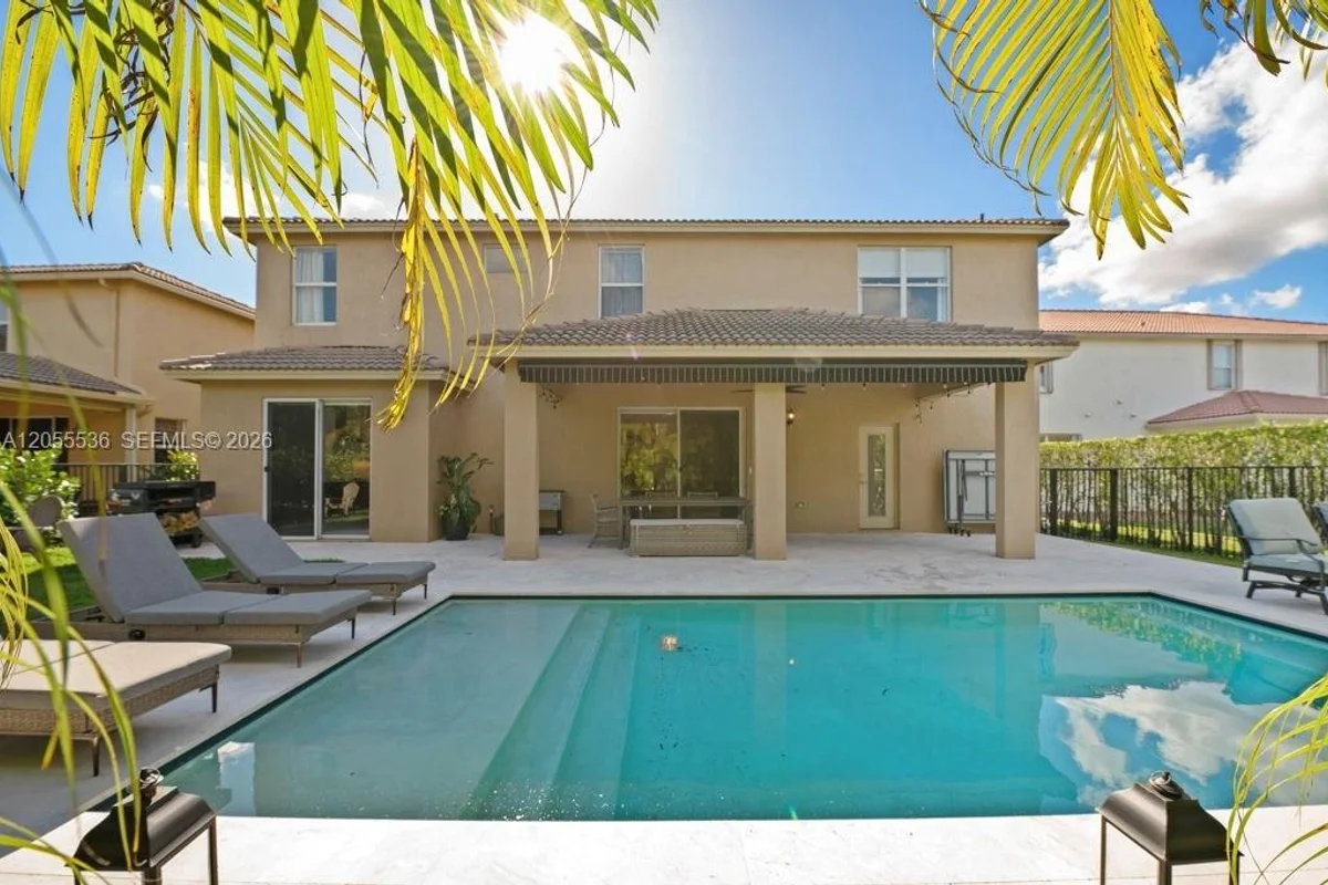 3846 W Gardenia Ave, Weston: photo 1 of 27