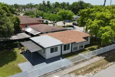 5325 SW 22nd St, West Park: photo 1 of 8