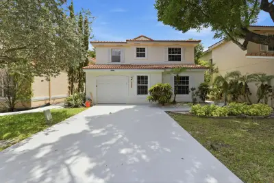 10837 NW 46th Dr, Coral Springs: photo 1 of 46