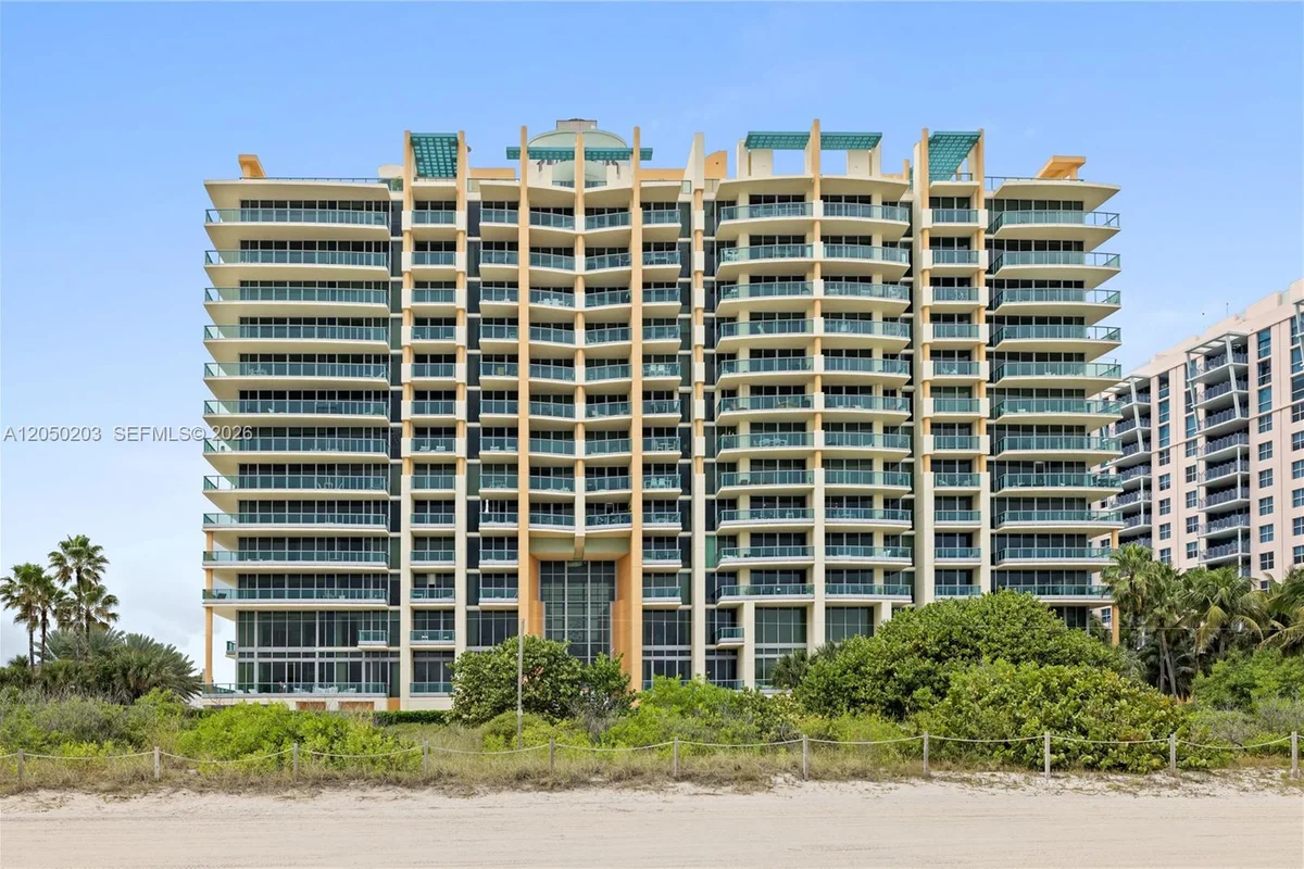 1455 Ocean Dr #1009, Miami Beach: photo 1 of 49