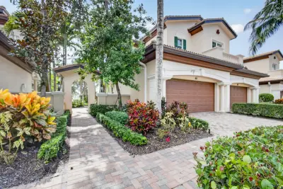 195 Tresana Blvd #165, Jupiter: photo 1 of 8