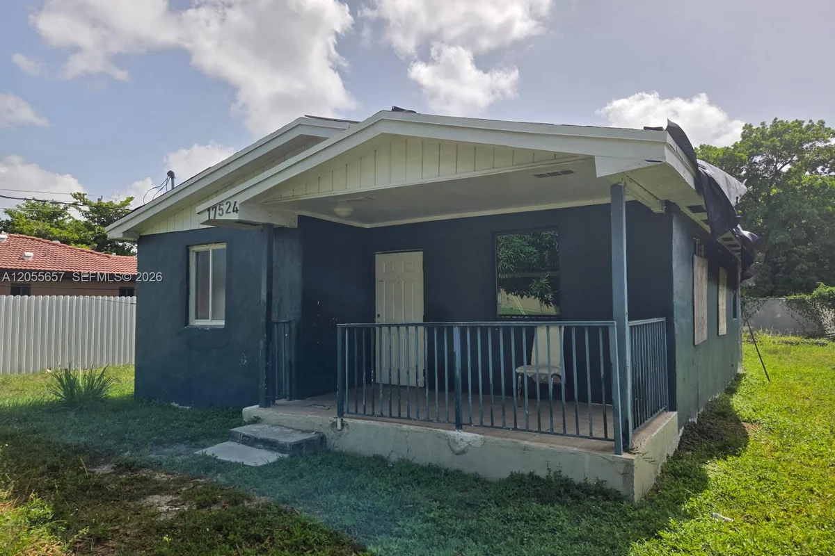 17524 SW 103rd Ave, Miami: photo 1 of 1