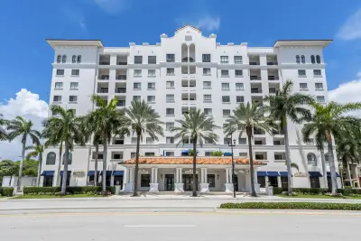 233 S Federal Hwy #514, Boca Raton: photo 1 of 25