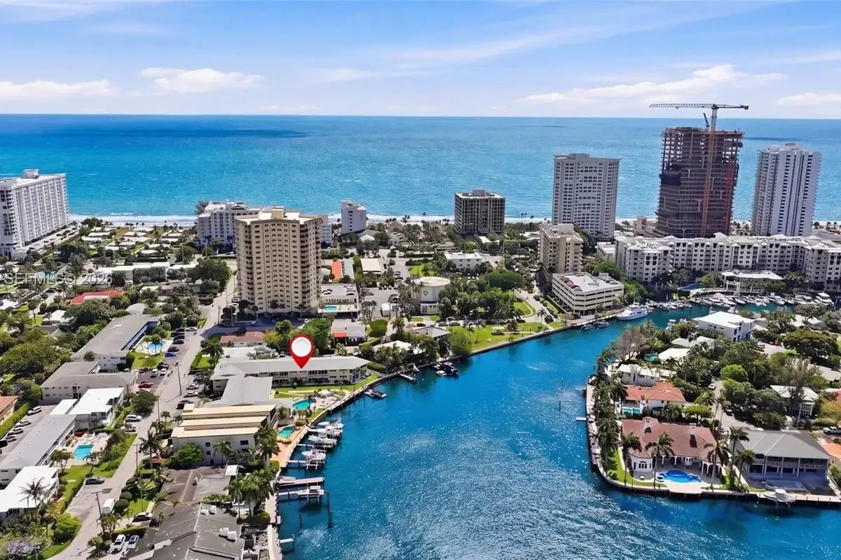 3216 SE 12th St #28, Pompano Beach: photo 1 of 25