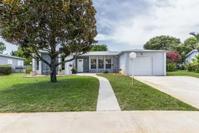 5309 SW 8th Ct, Margate: photo 1 of 48