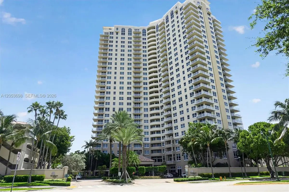 19501 W Country Club Dr #2401, Aventura: photo 1 of 32