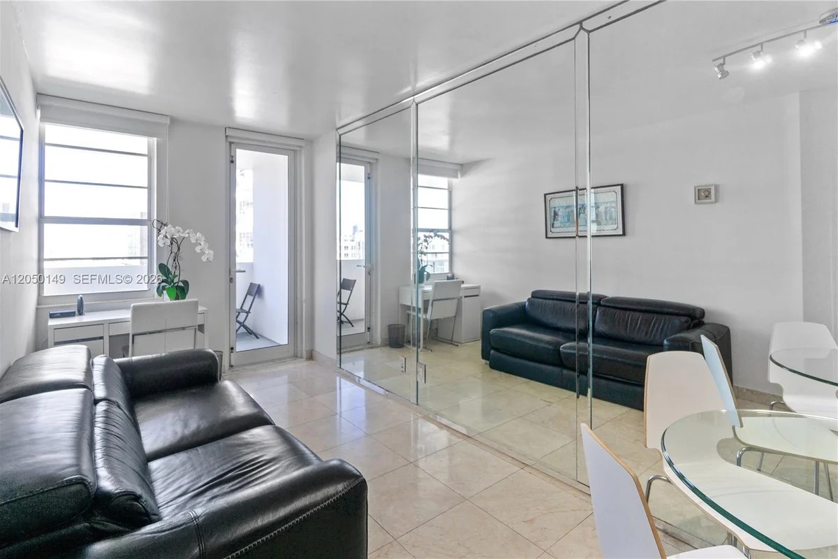 100 Lincoln Rd #1020, Miami Beach: photo 1 of 32