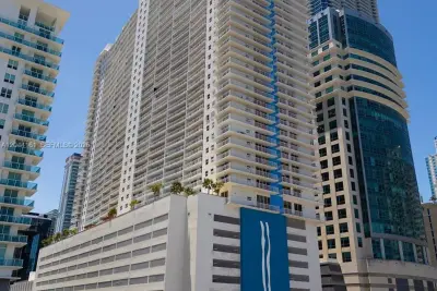 1200 Brickell Bay Dr #2806, Miami: photo 1 of 25