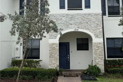 11858 SW 246th Ln, Homestead: photo 1 of 21