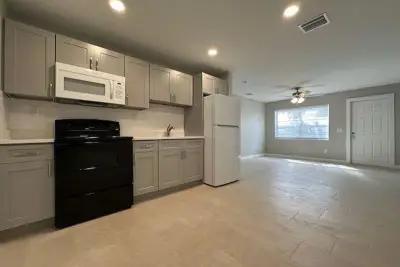3519 Windsor Ave, West Palm Beach: photo 1 of 1