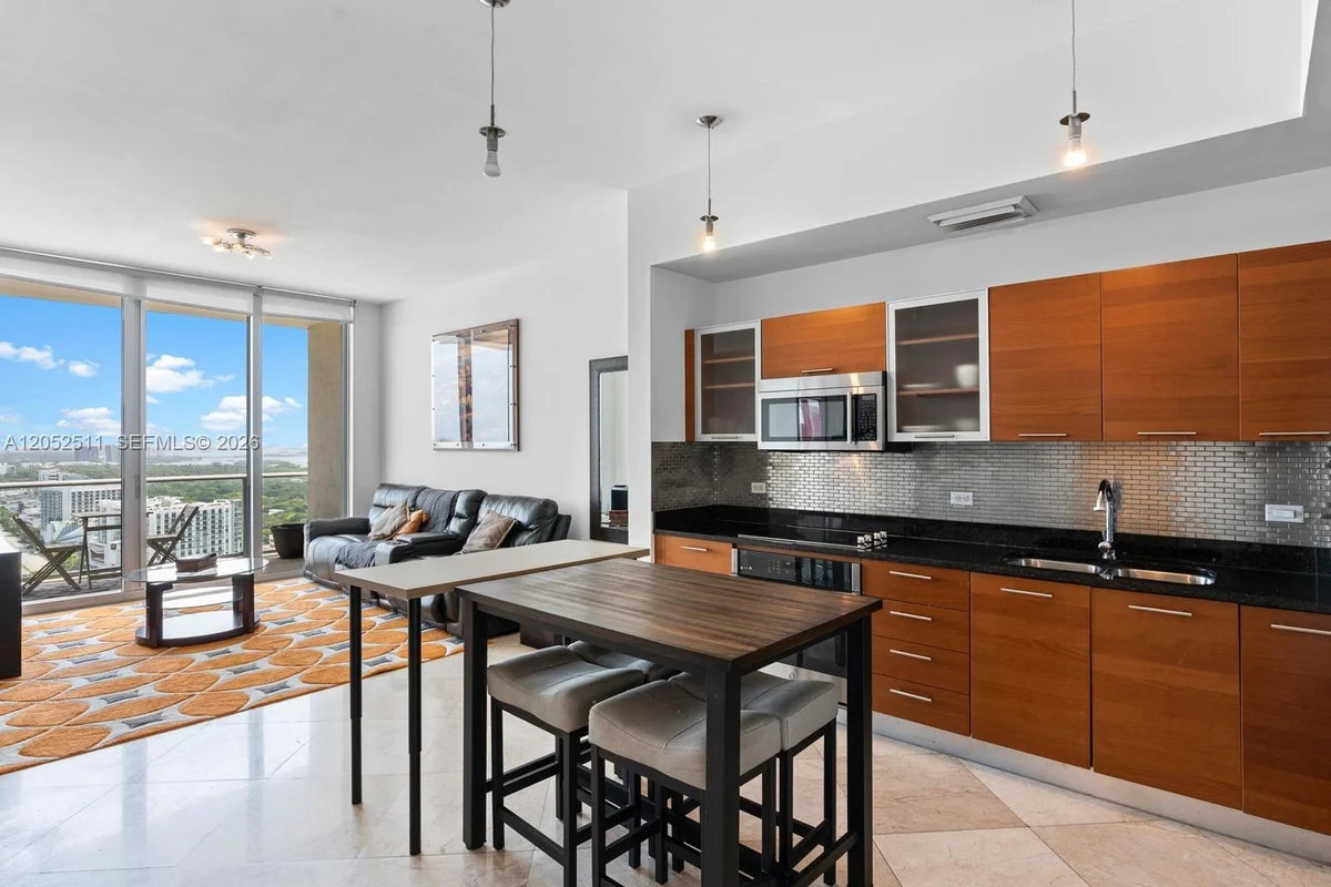 3470 E Coast Ave #H2602, Miami: photo 1 of 27