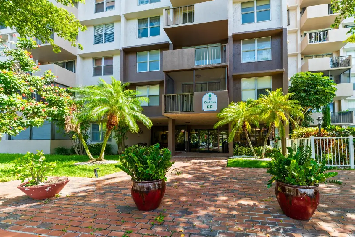 777 S Federal Hwy #RP906, Pompano Beach: photo 1 of 32