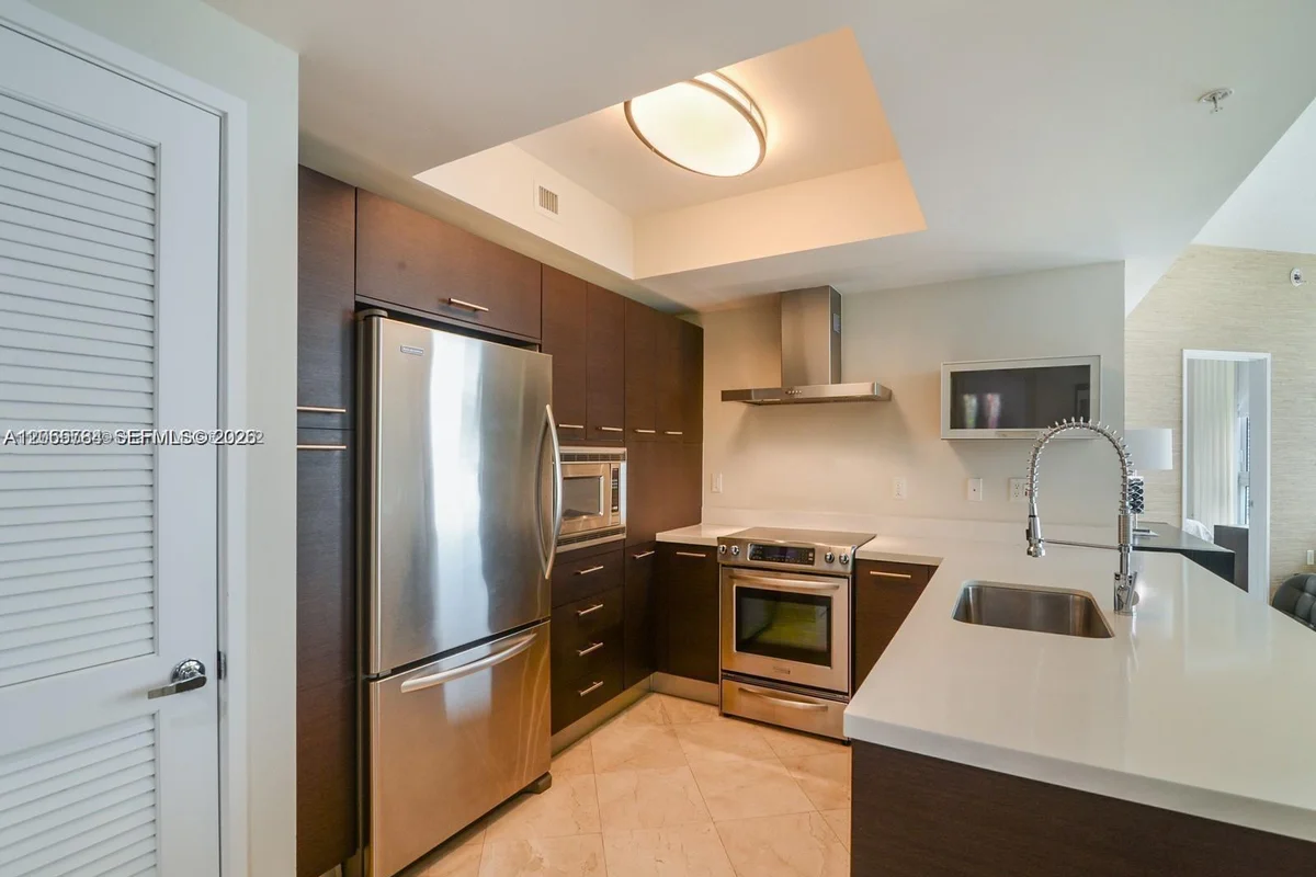 150 Sunny Isles Blvd #1-1801, Sunny Isles Beach: photo 1 of 20