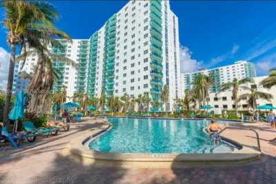 3901 S Ocean Dr #2Z, Hollywood: photo 1 of 23