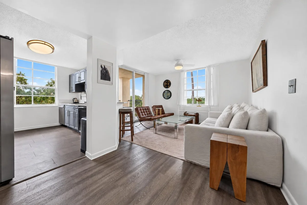 520 SE 5th Ave #2211, Fort Lauderdale: photo 1 of 45