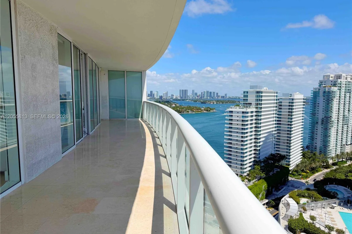 450 Alton Rd #2610, Miami Beach: photo 1 of 12