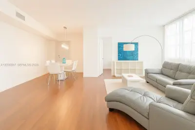905 Brickell Bay Dr #1022, Miami: photo 1 of 26