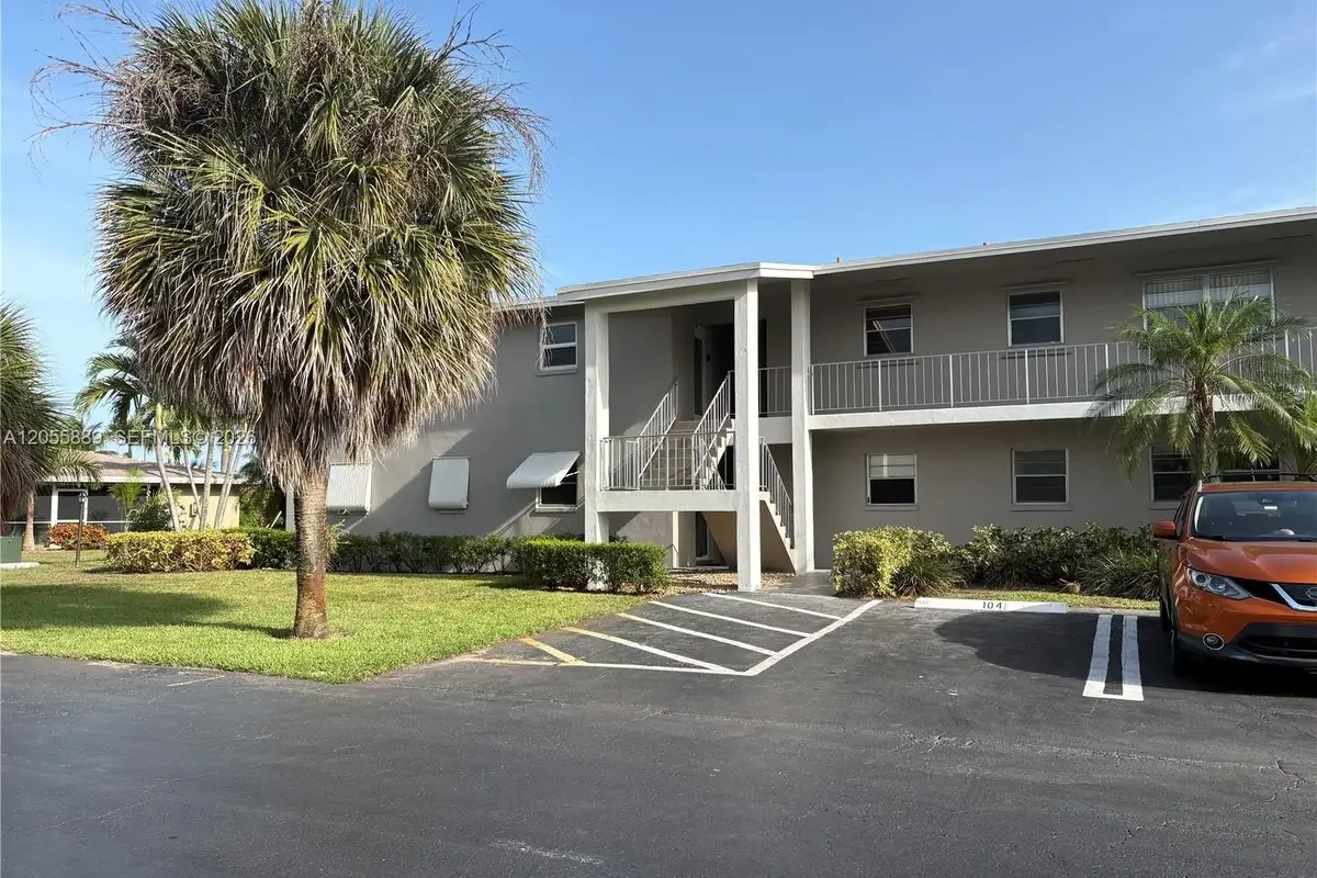306 Circle Dr S #203, Boynton Beach: photo 1 of 4