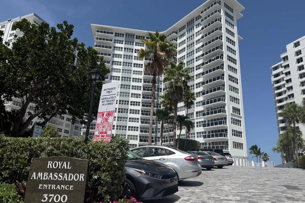 3700 Galt Ocean Dr #209, Fort Lauderdale: photo 1 of 30