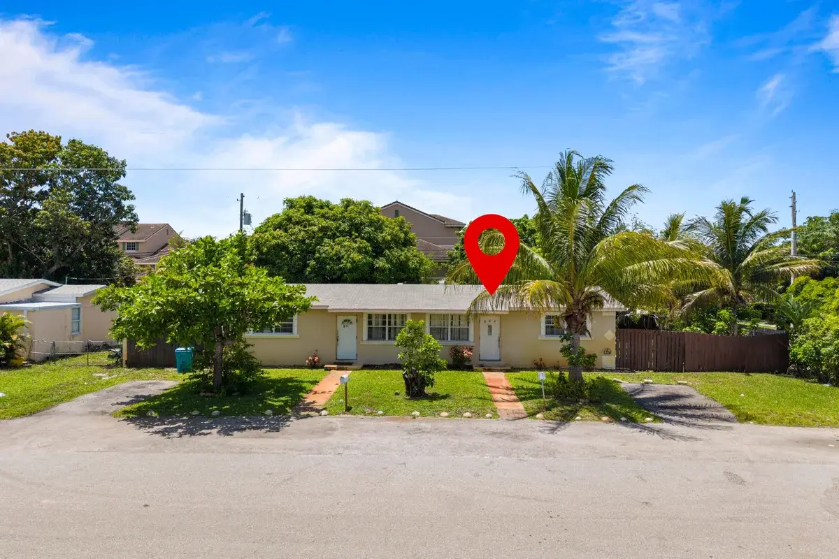 528 NE 20th Ave NE, Boynton Beach: photo 1 of 18