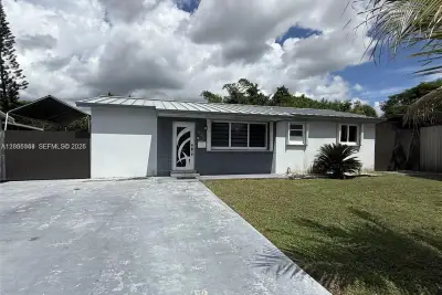 17255 SW 302nd St, Homestead: photo 1 of 18
