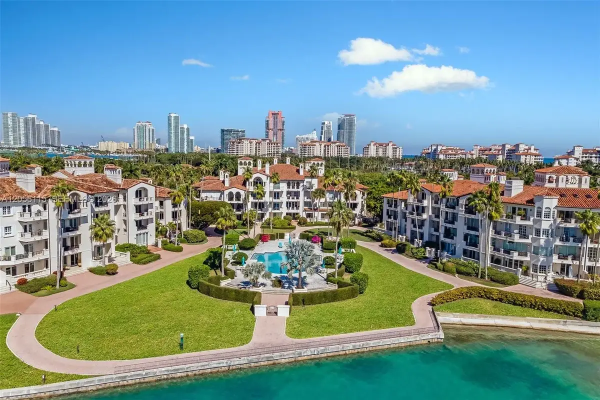 2133 Fisher Island Dr, Miami Beach: photo 1 of 30