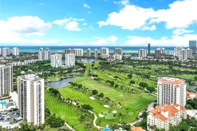 20335 W Country Club Dr #2603, Aventura: photo 1 of 19
