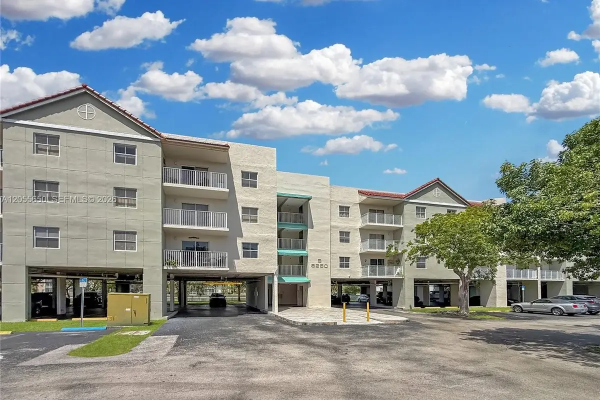 8260 SW 210th St #309, Cutler Bay: photo 1 of 23