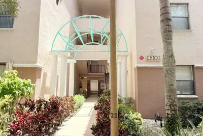 4300 NW 30th St #343, Coconut Creek: photo 1 of 12
