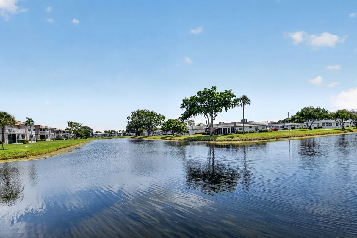 212 Monaco E, Delray Beach: photo 1 of 79
