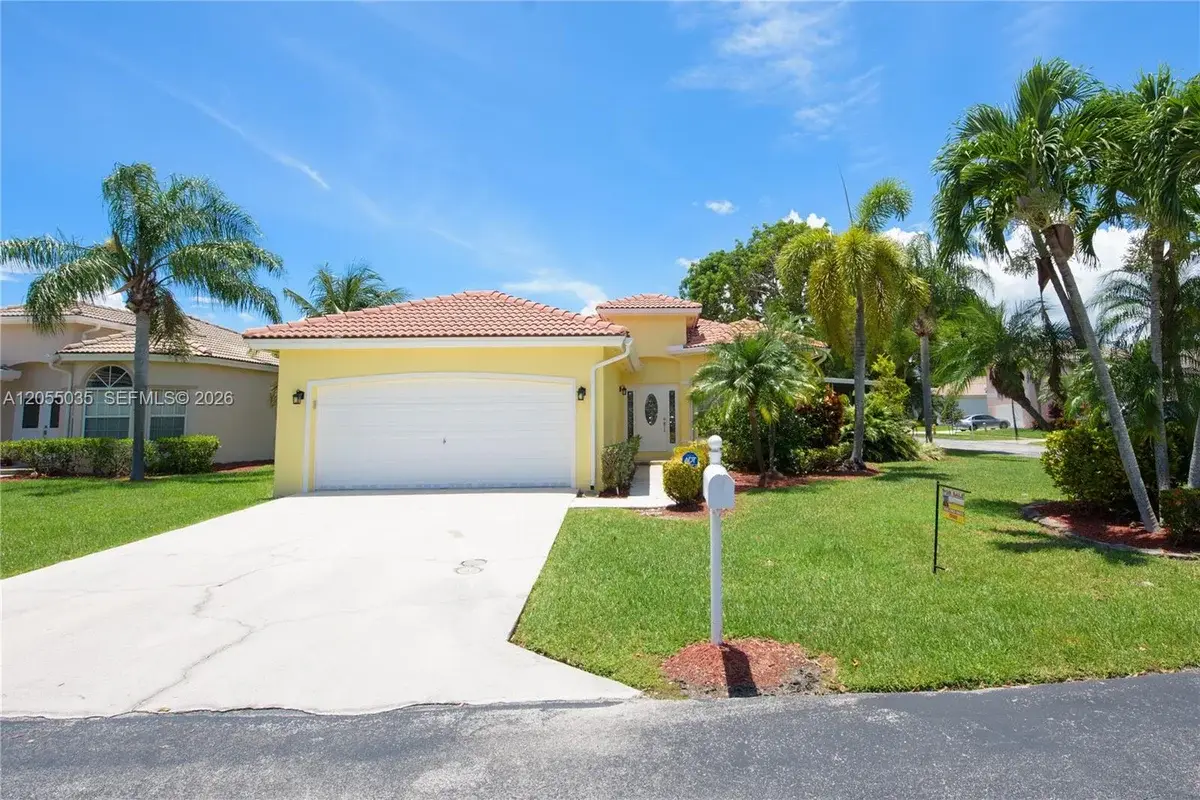 460 SE 24th Dr, Homestead: photo 1 of 30