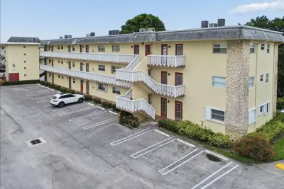 4321 NW 16th St #C202, Lauderhill: photo 1 of 33