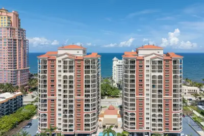 2001 N Ocean Blvd #603, Fort Lauderdale: photo 1 of 17