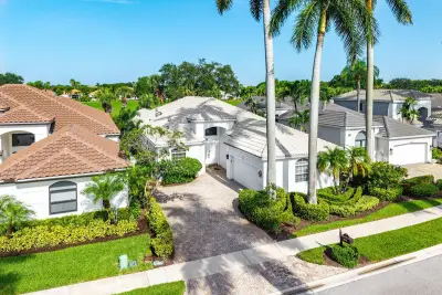 16131 Villa Vizcaya Pl, Delray Beach: photo 1 of 66