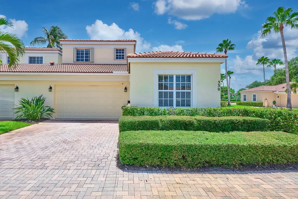 530 Commons Dr, Palm Beach Gardens: photo 1 of 93