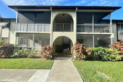 5839 La Pinata Blvd #C-1, Greenacres: photo 1 of 21