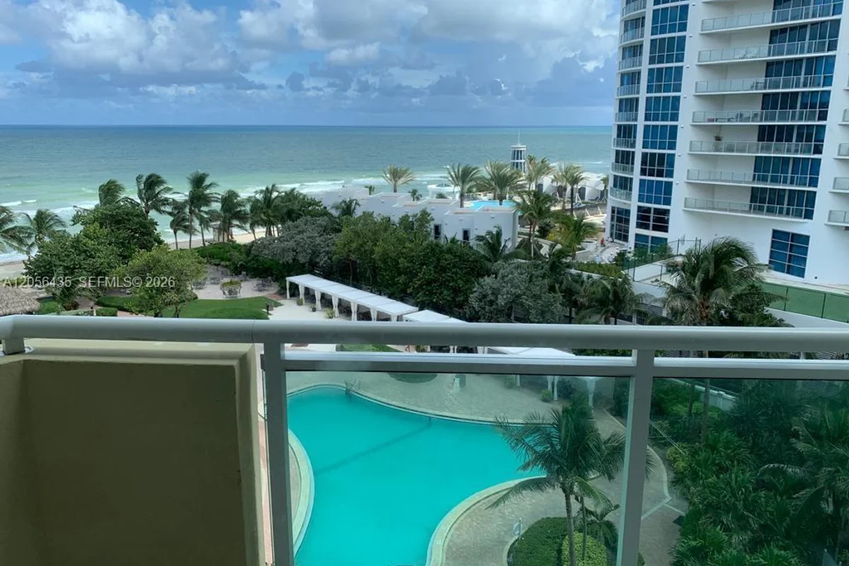 3001 S Ocean Dr #721, Hollywood: photo 1 of 26