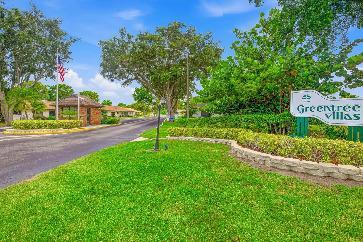 4843 Greentree Ln #B, Boynton Beach: photo 1 of 31