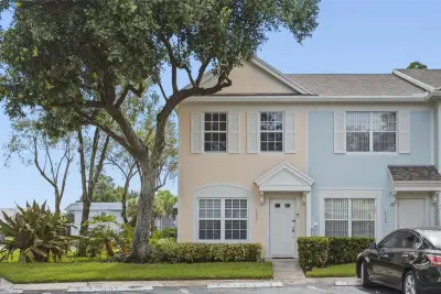 16631 Hemingway Dr, Weston: photo 1 of 44